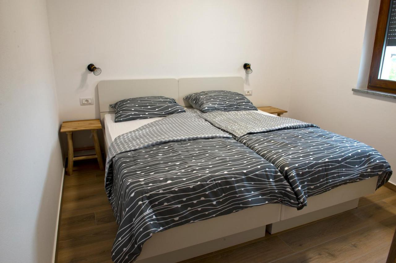 Apartmaji Tanto Malovse Crnice 외부 사진