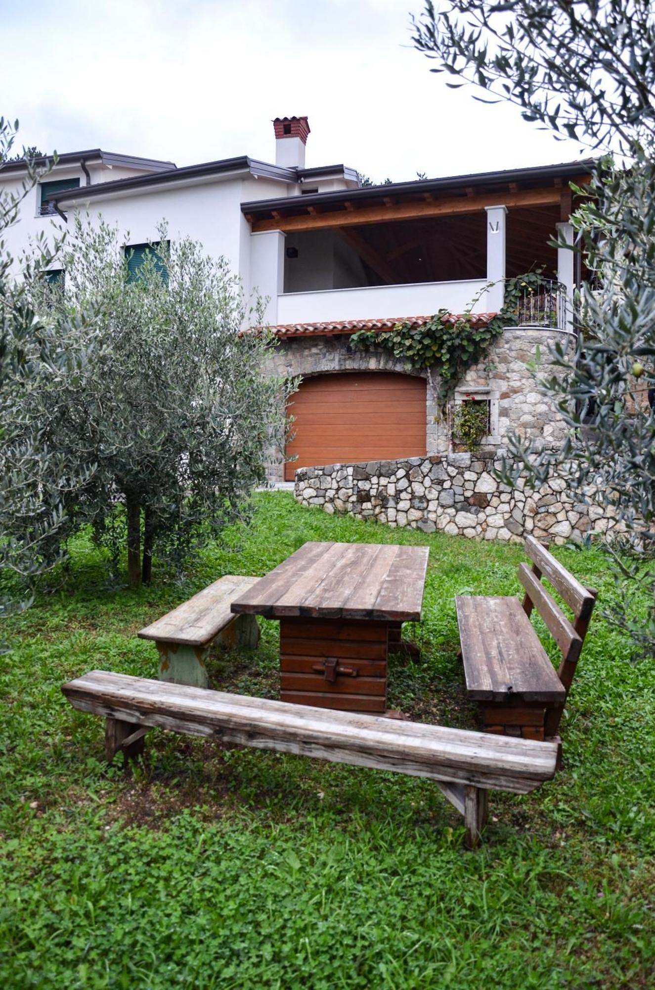 Apartmaji Tanto Malovse Crnice 외부 사진